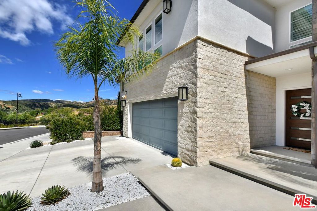 20779 W Liana Court