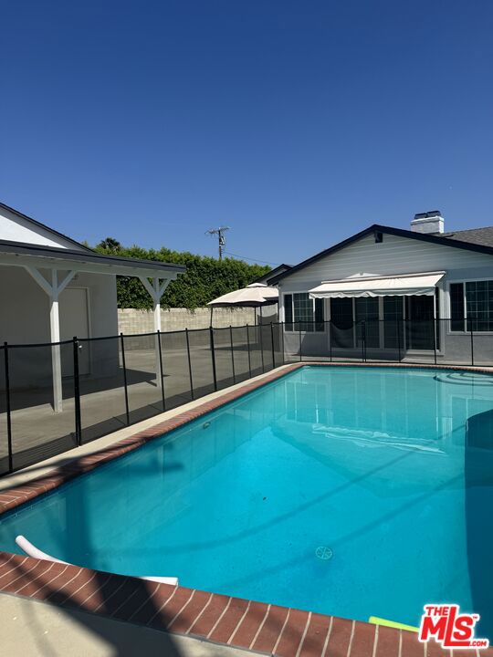 14552 Runnymede Street