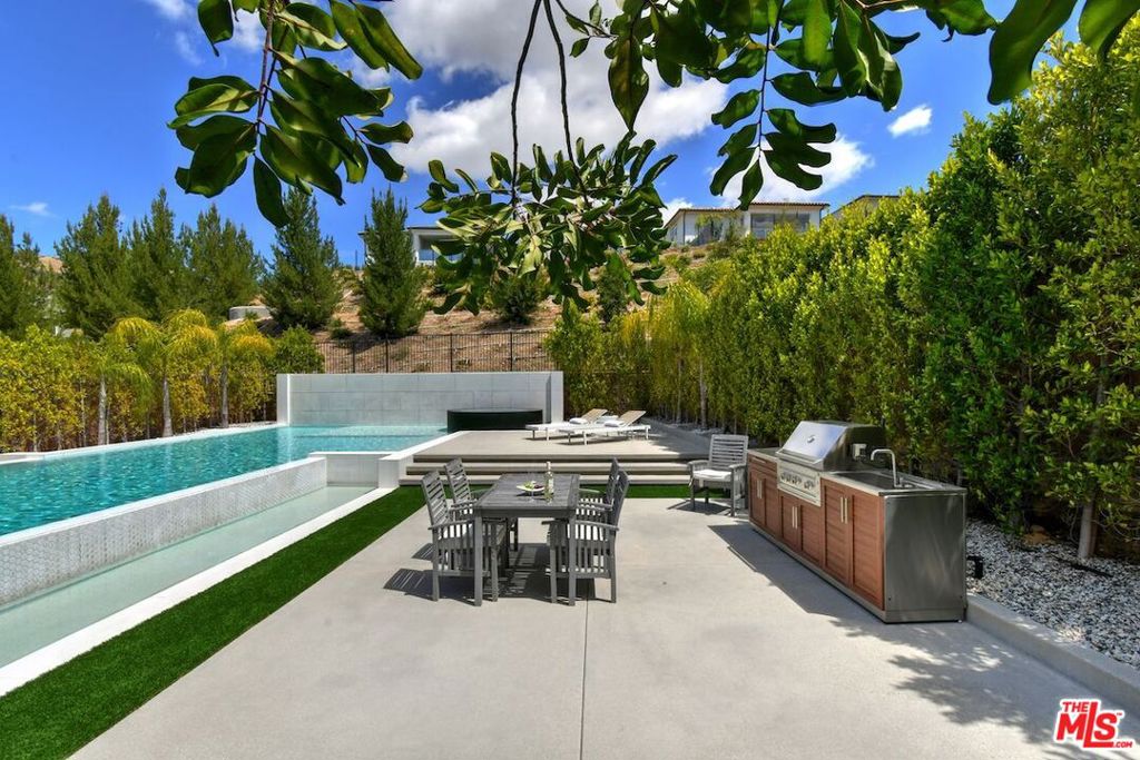 20779 W Liana Court