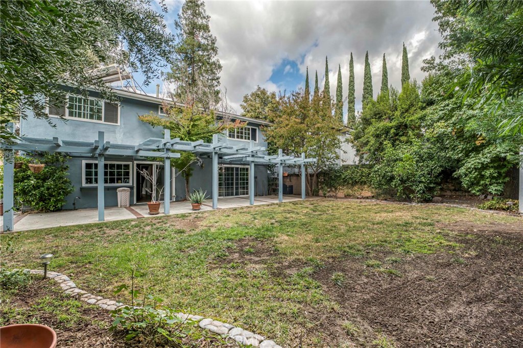 7746 Jason Ave