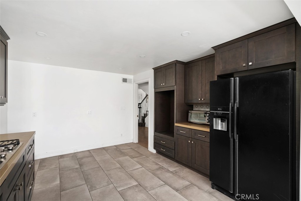 12112 Woodley Avenue