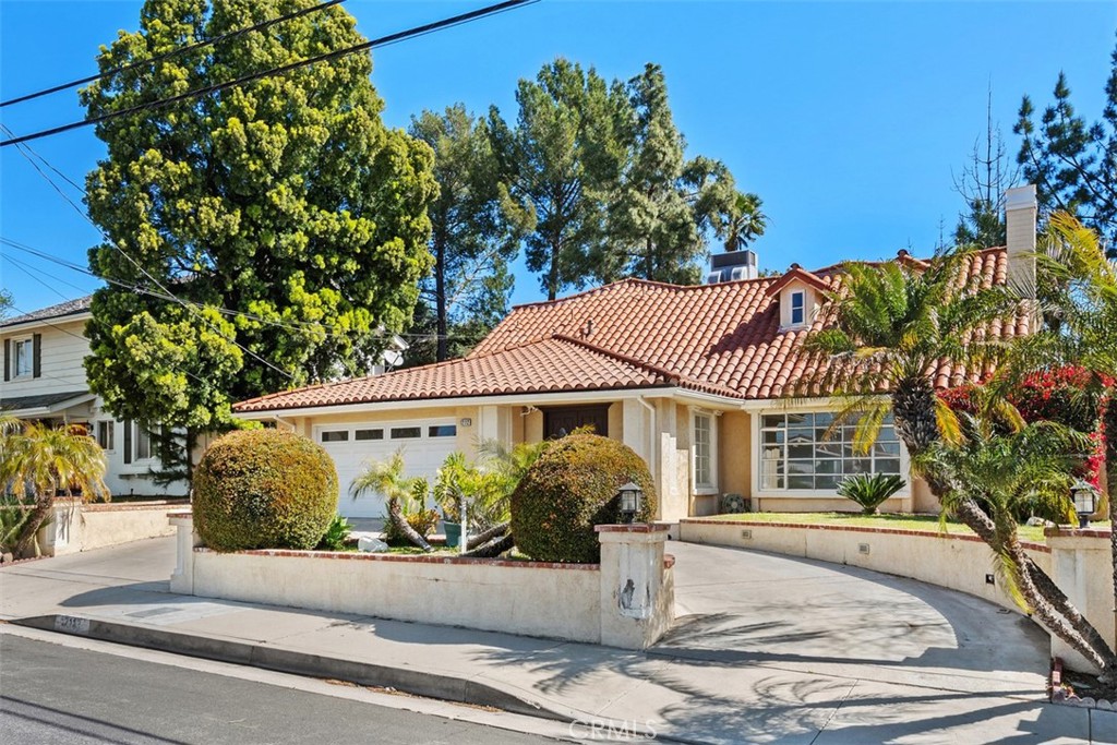 12112 Woodley Avenue