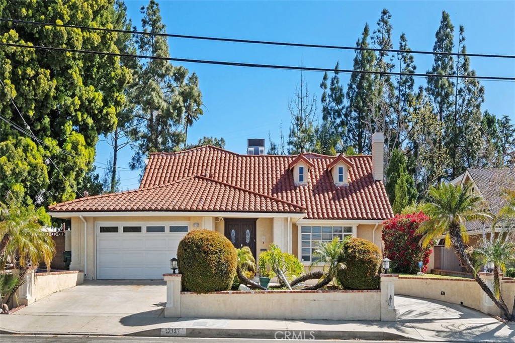 12112 Woodley Avenue