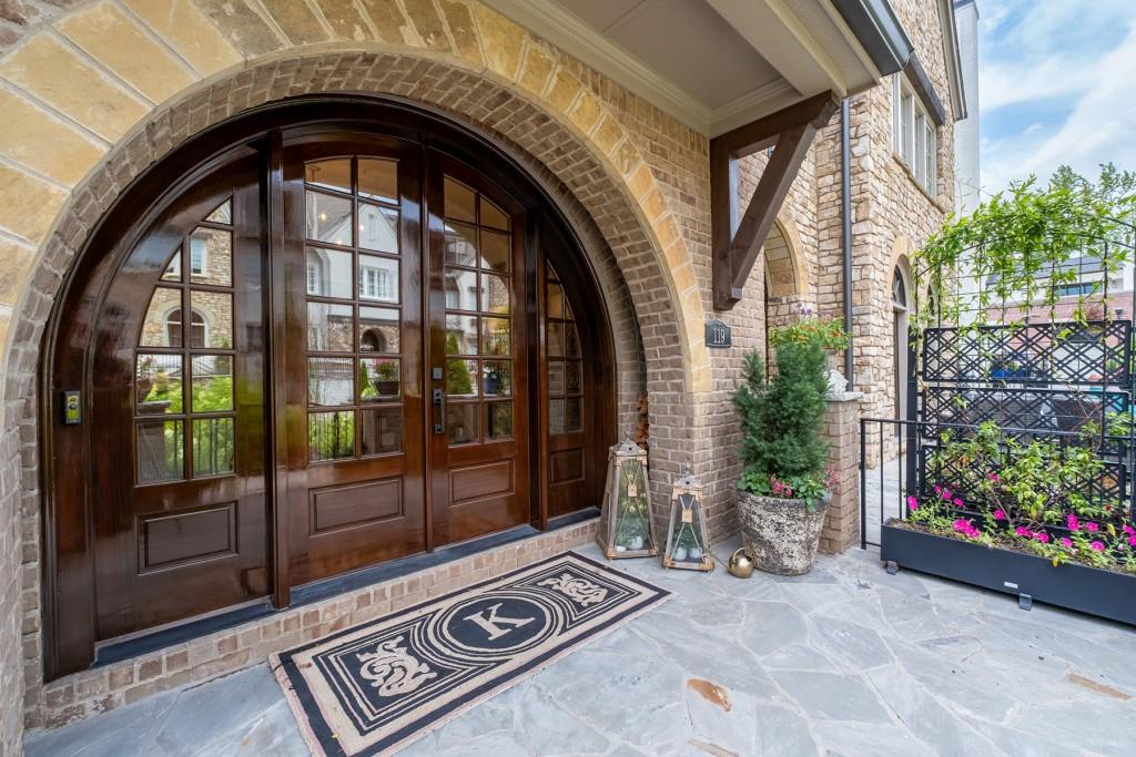 119 Lily Garden Place