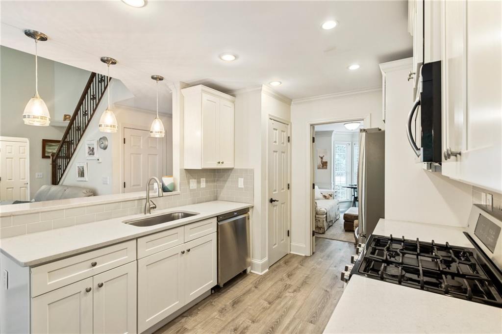 13640 Weycroft Circle