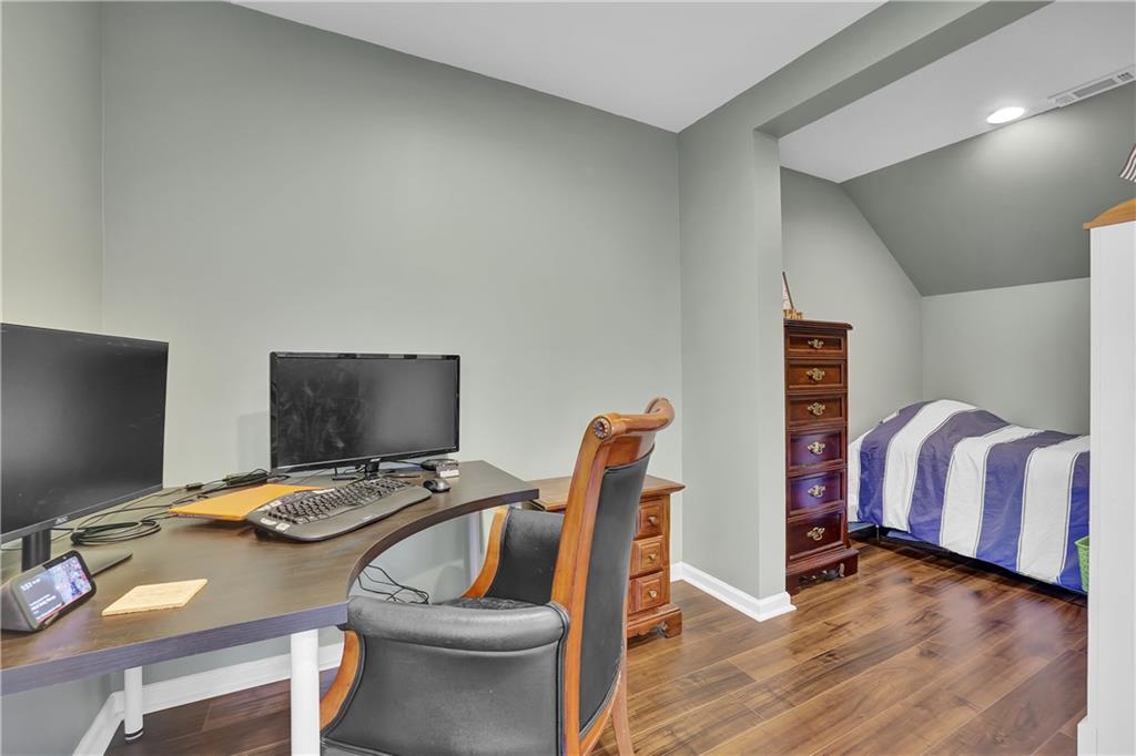 345 Devereux Downs