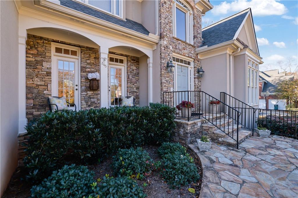 345 Devereux Downs