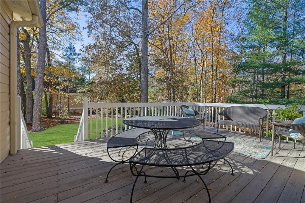 345 Devereux Downs