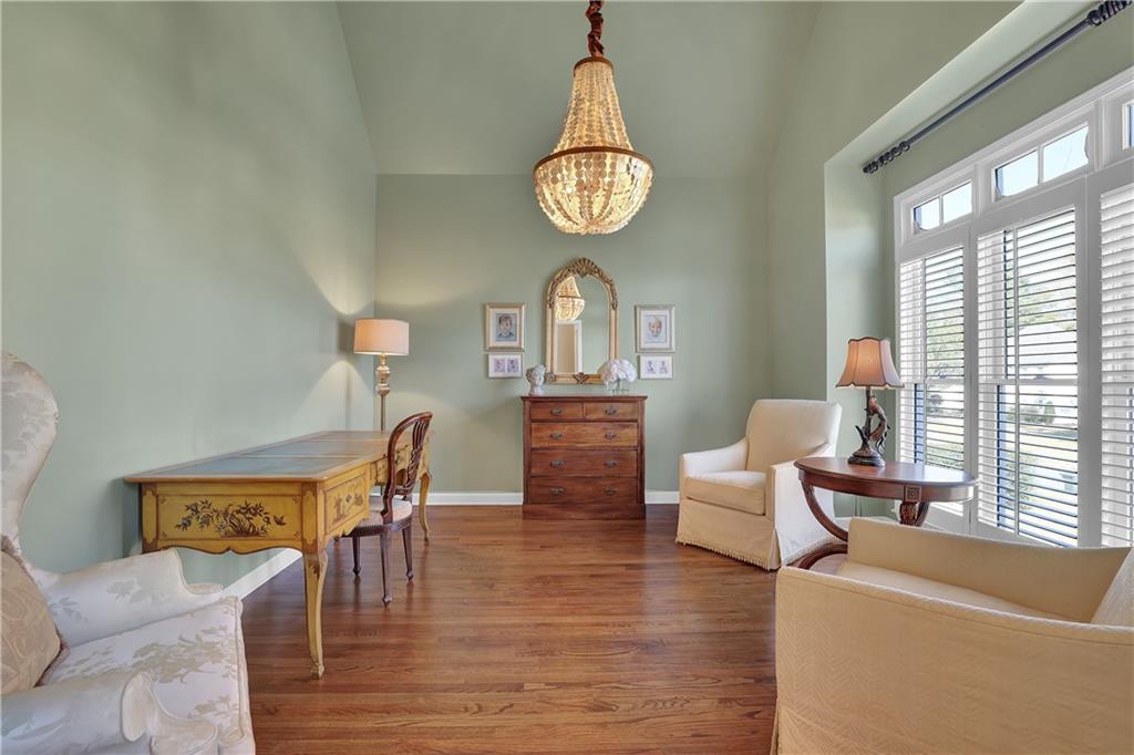 345 Devereux Downs
