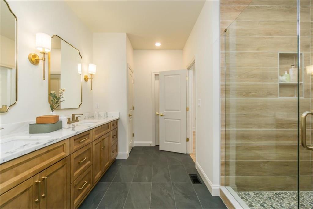 4110 Post Gate Court
