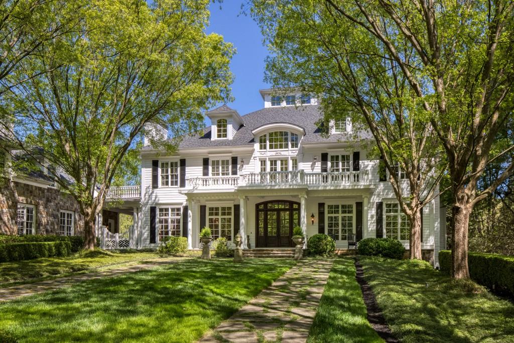 1095 Stonegate Court
