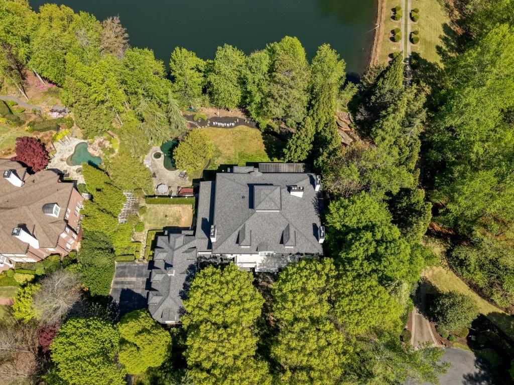 1095 Stonegate Court