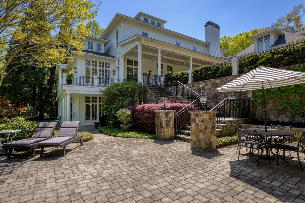 1095 Stonegate Court