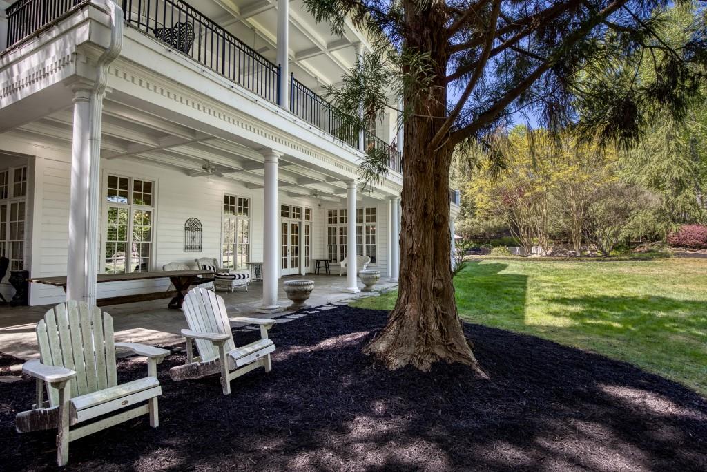 1095 Stonegate Court