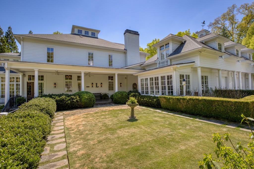 1095 Stonegate Court
