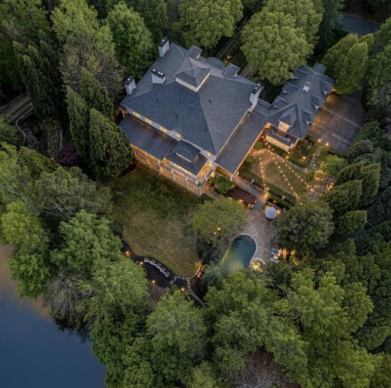 1095 Stonegate Court
