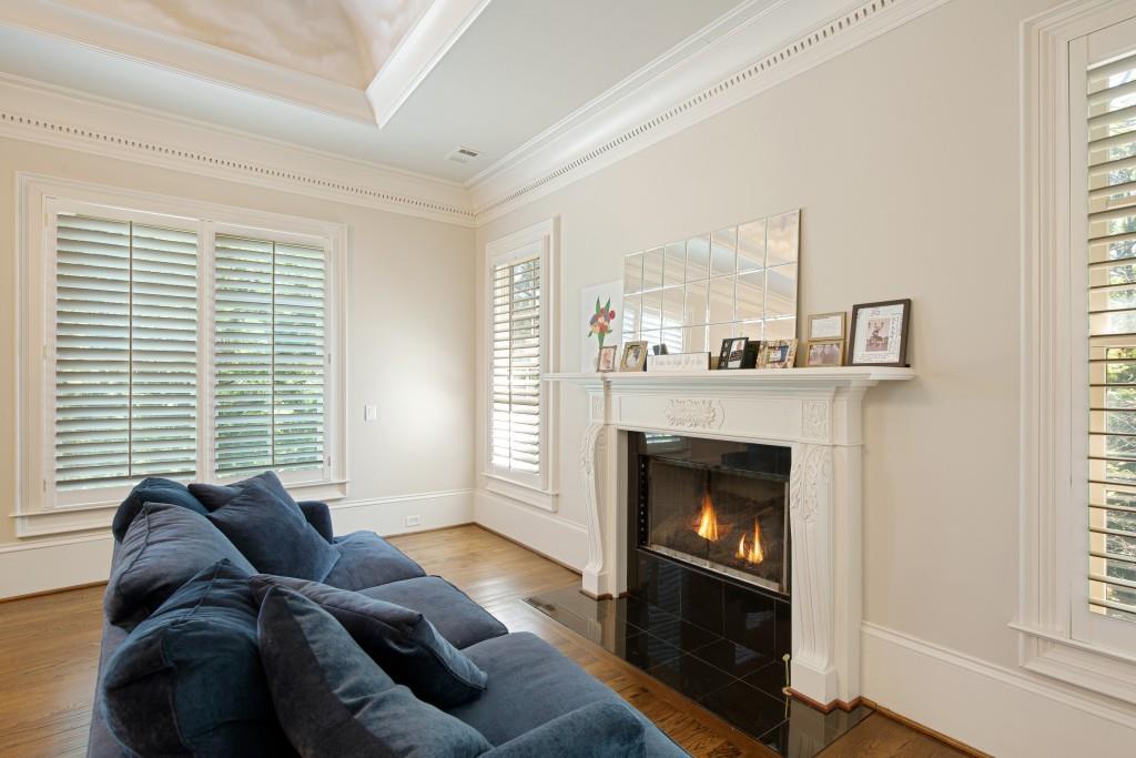 1095 Stonegate Court