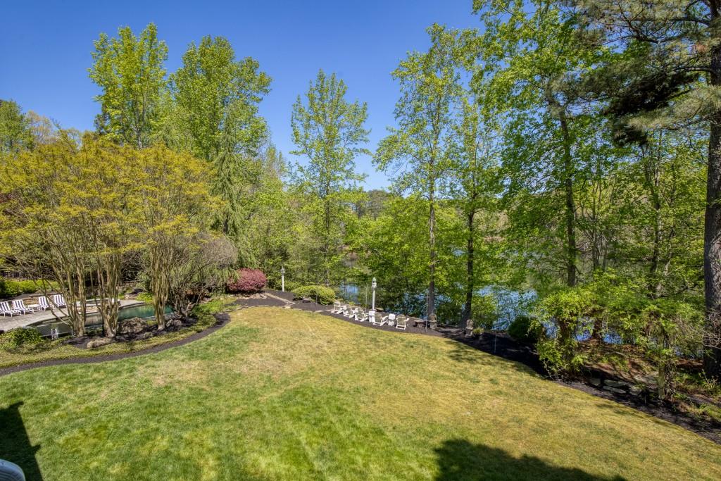 1095 Stonegate Court