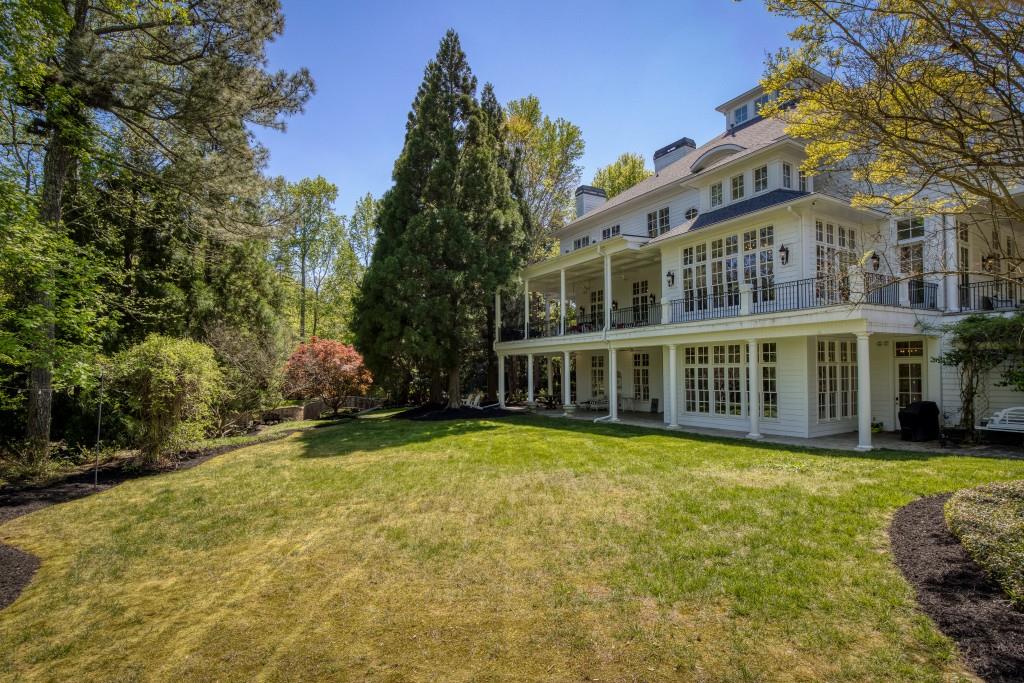 1095 Stonegate Court