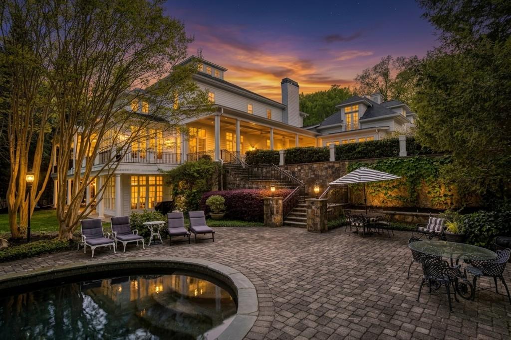 1095 Stonegate Court