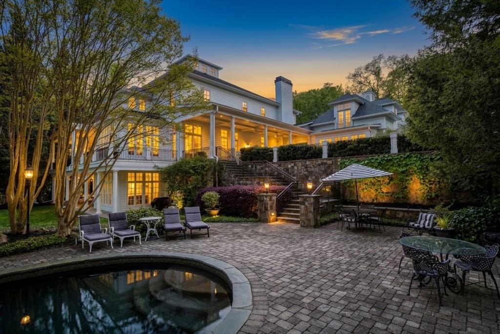 1095 Stonegate Court