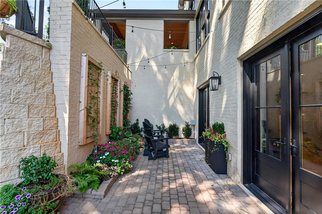 244 Brooke Drive