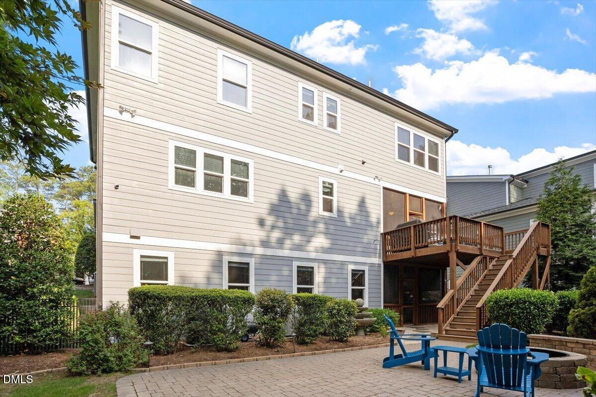 8029 Rosemont Parkway