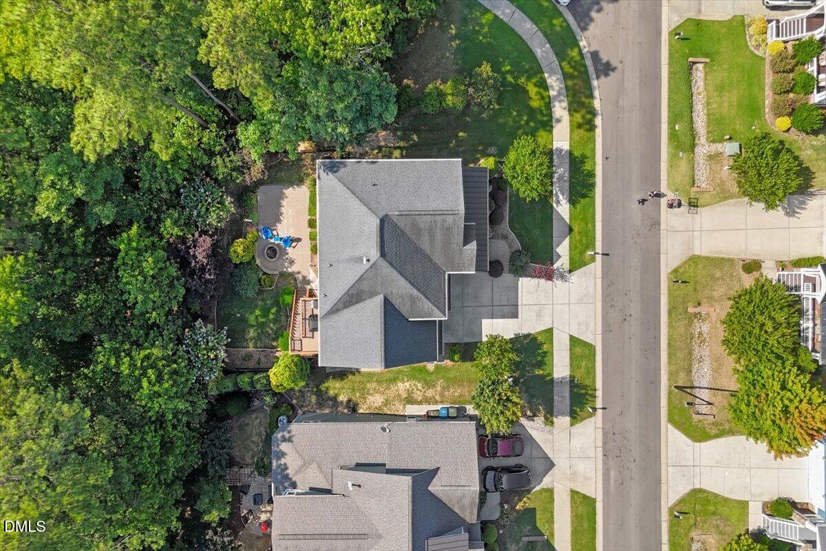 8029 Rosemont Parkway