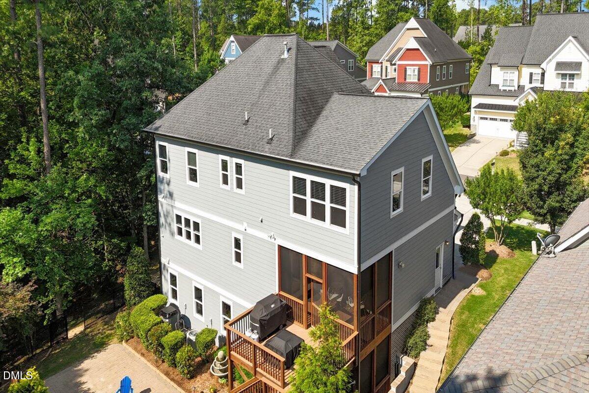 8029 Rosemont Parkway