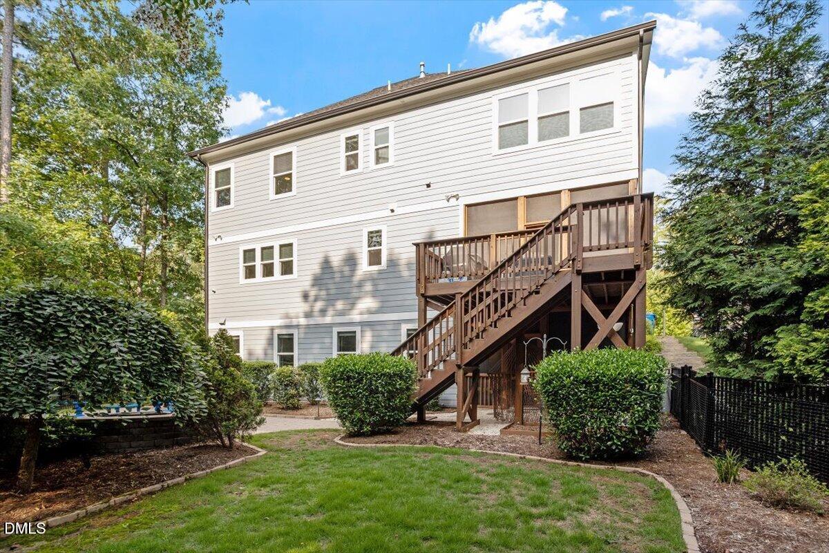 8029 Rosemont Parkway