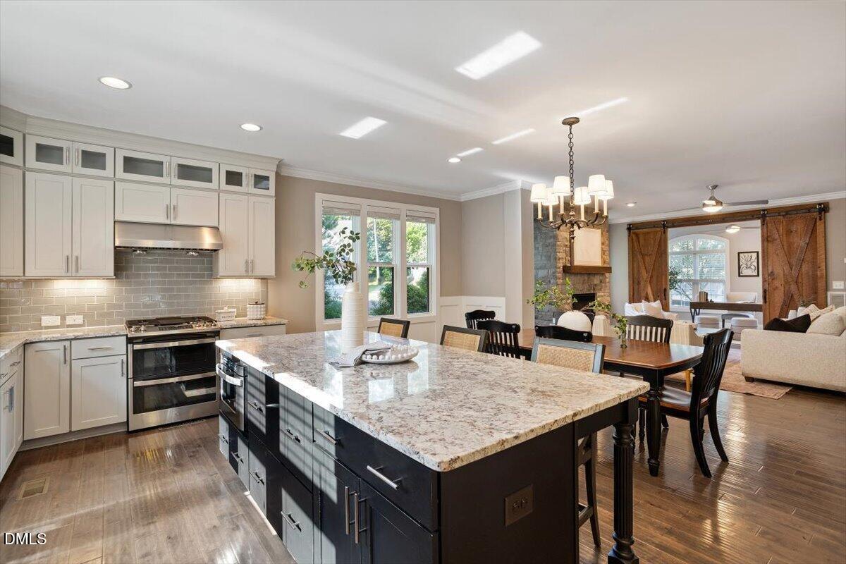 8029 Rosemont Parkway