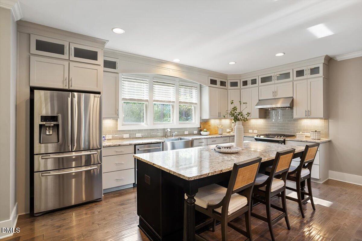 8029 Rosemont Parkway