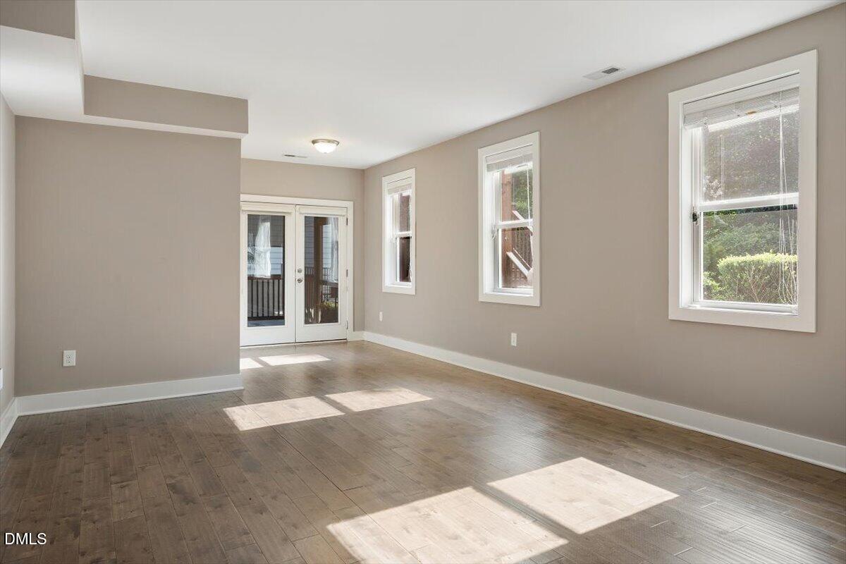 8029 Rosemont Parkway