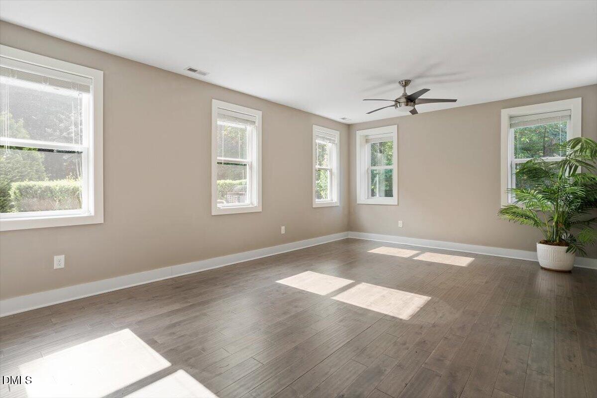 8029 Rosemont Parkway