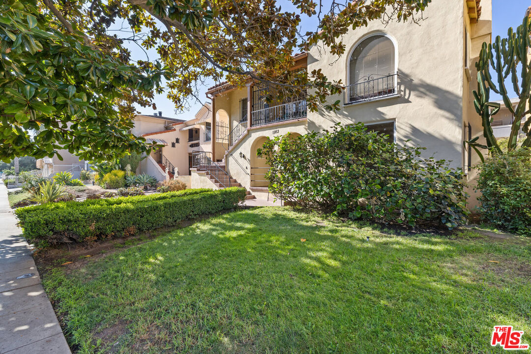 1141 S Shenandoah St