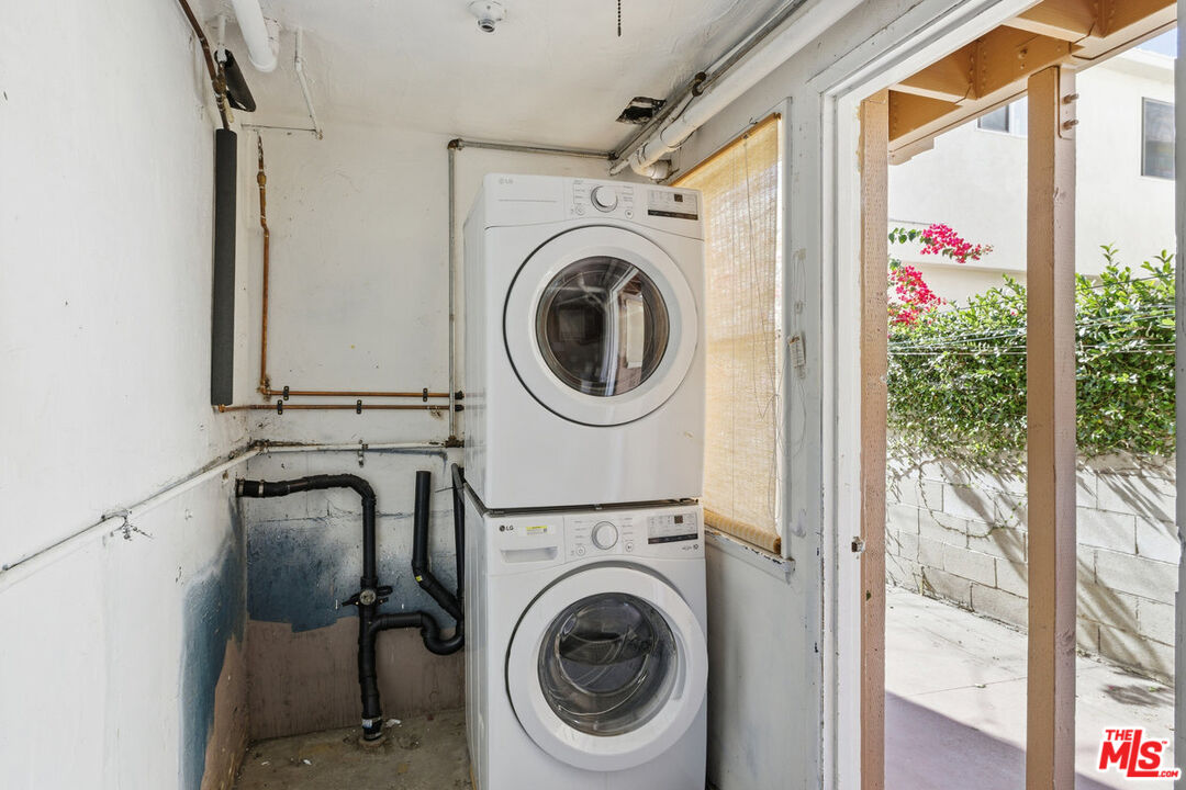 1141 S Shenandoah St