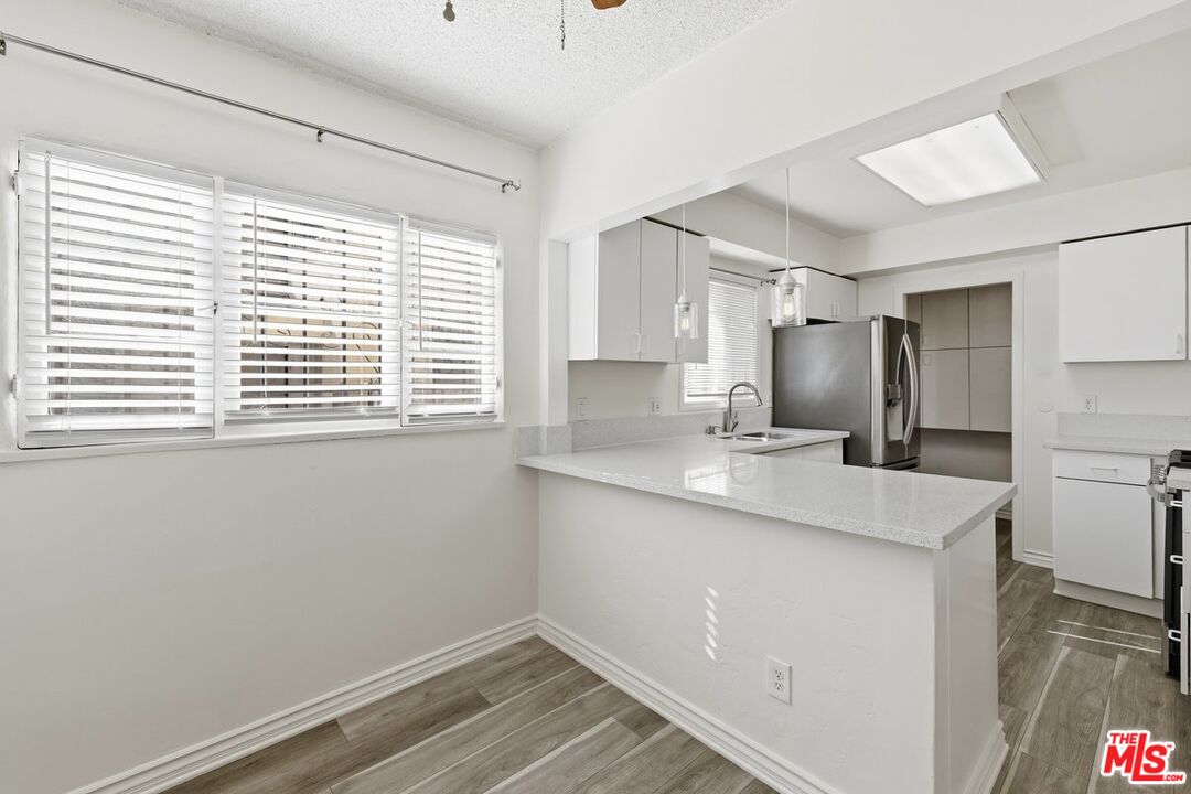 1141 S Shenandoah St