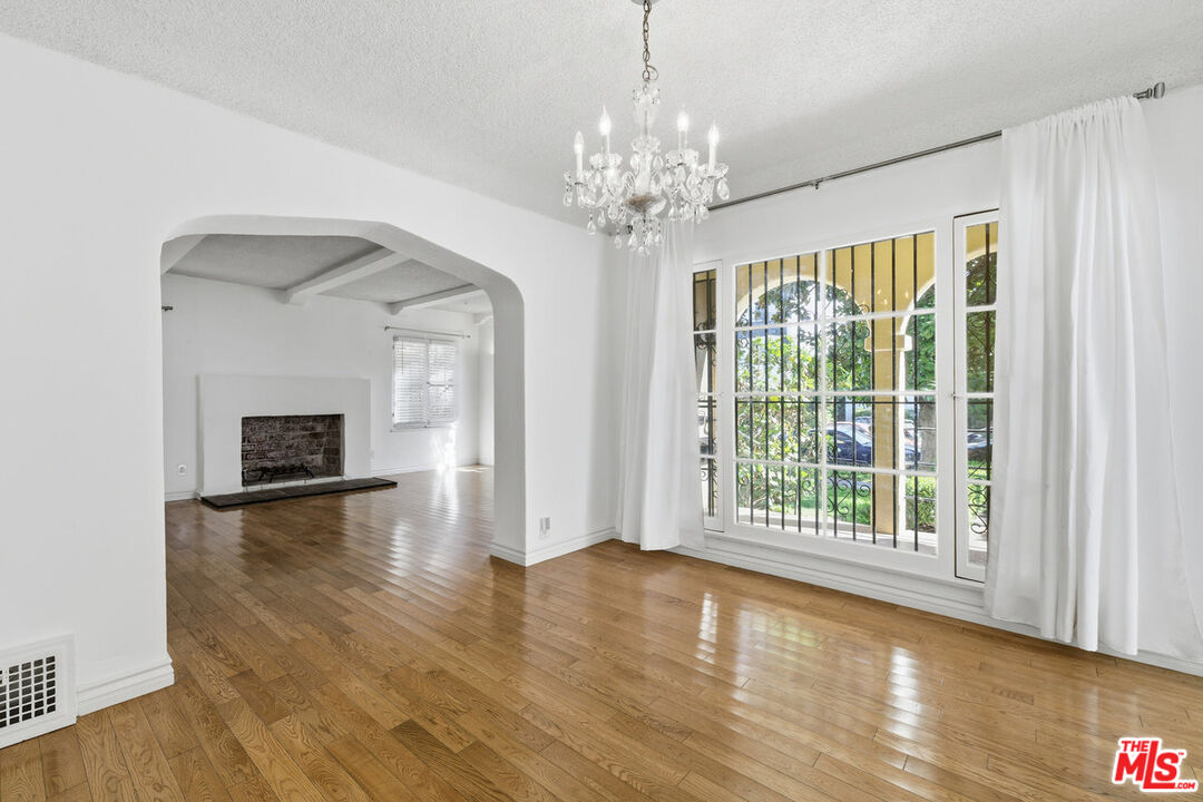 1141 S Shenandoah St