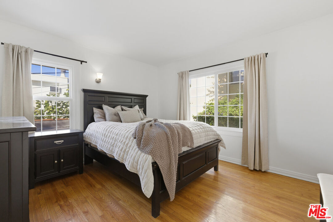 837 Westmount Dr