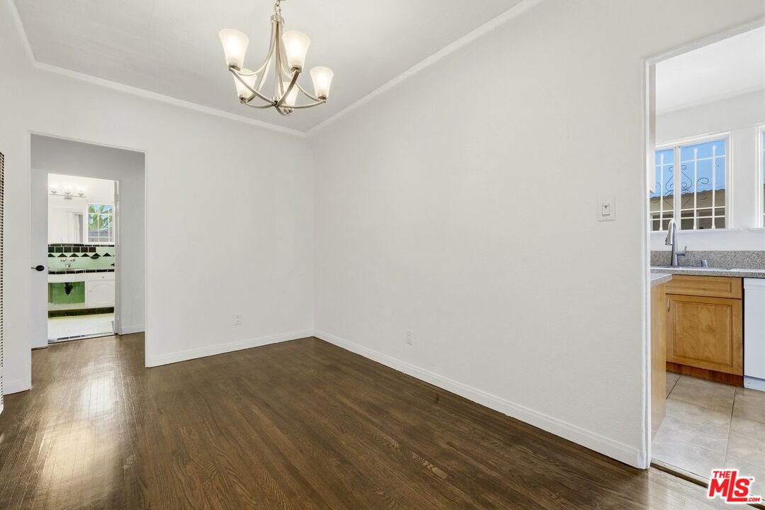 8415 Rosewood Ave