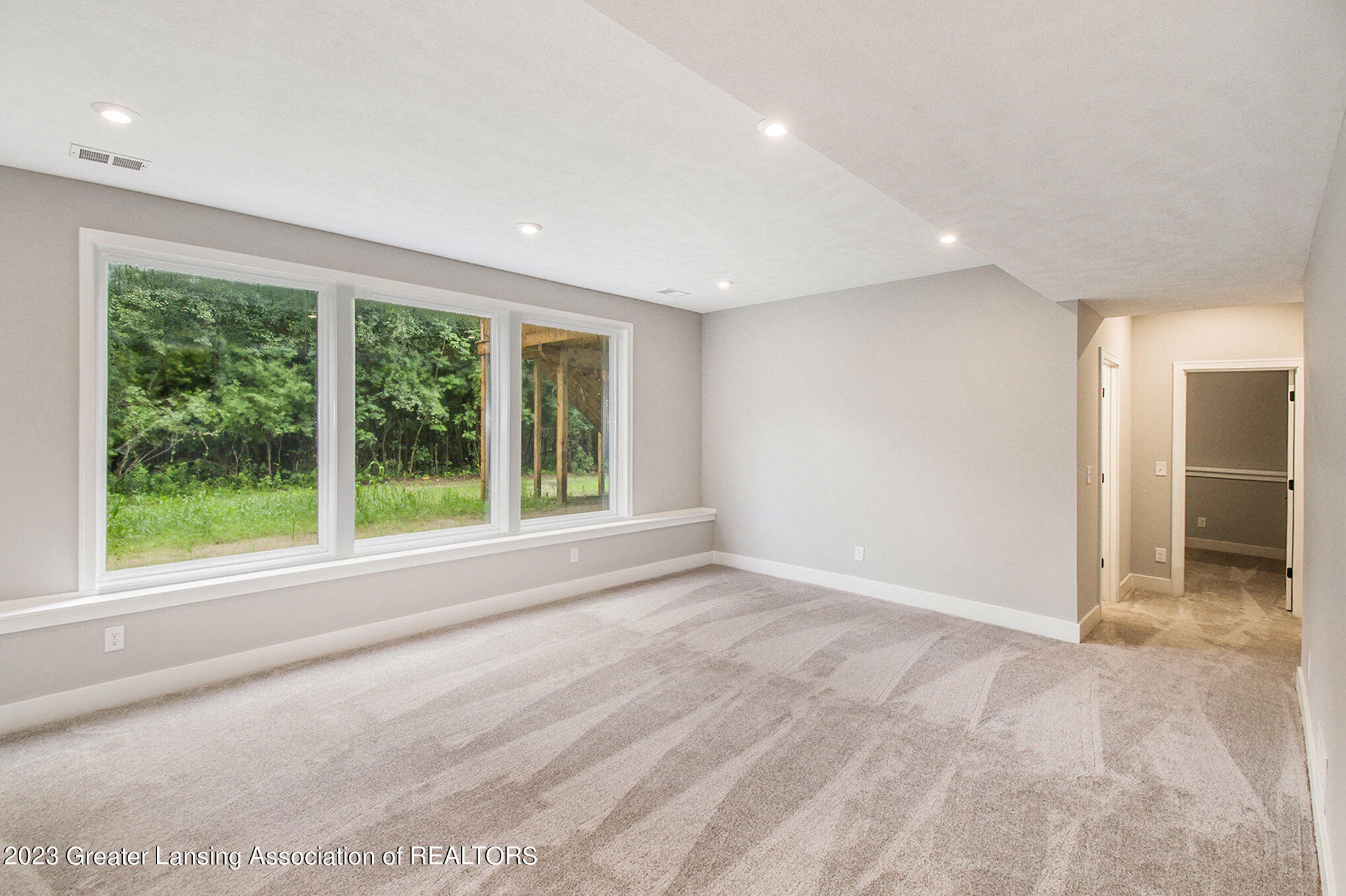 9615 Tobermory Drive