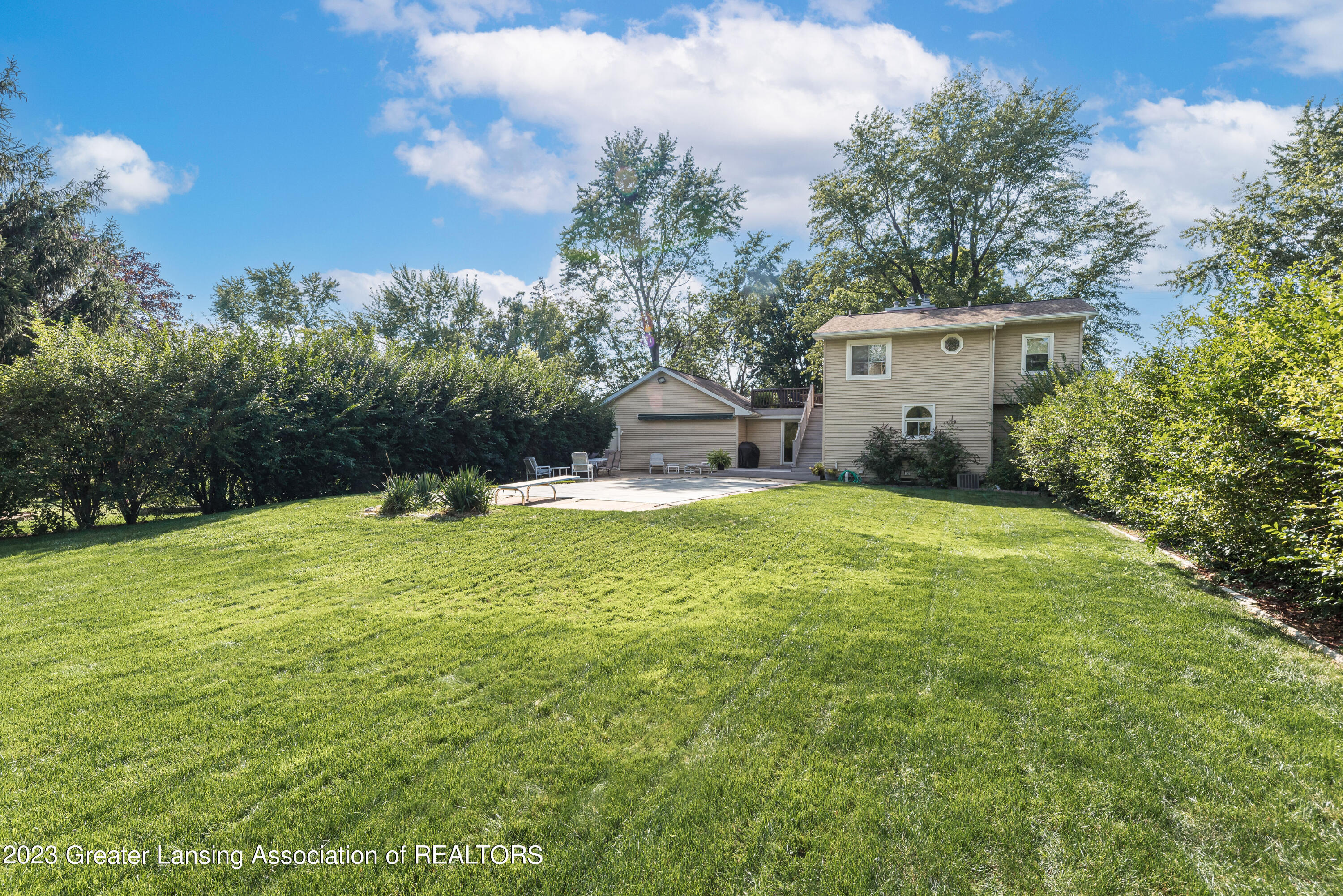 1225 Schavey Road