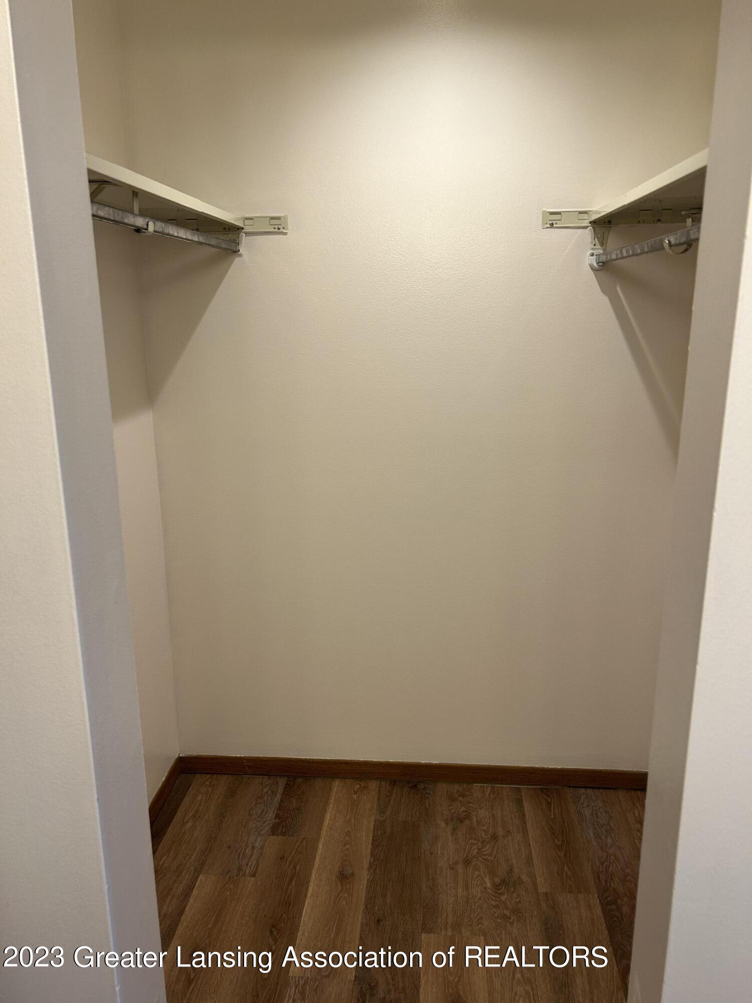 1460 E Pond Drive, 31