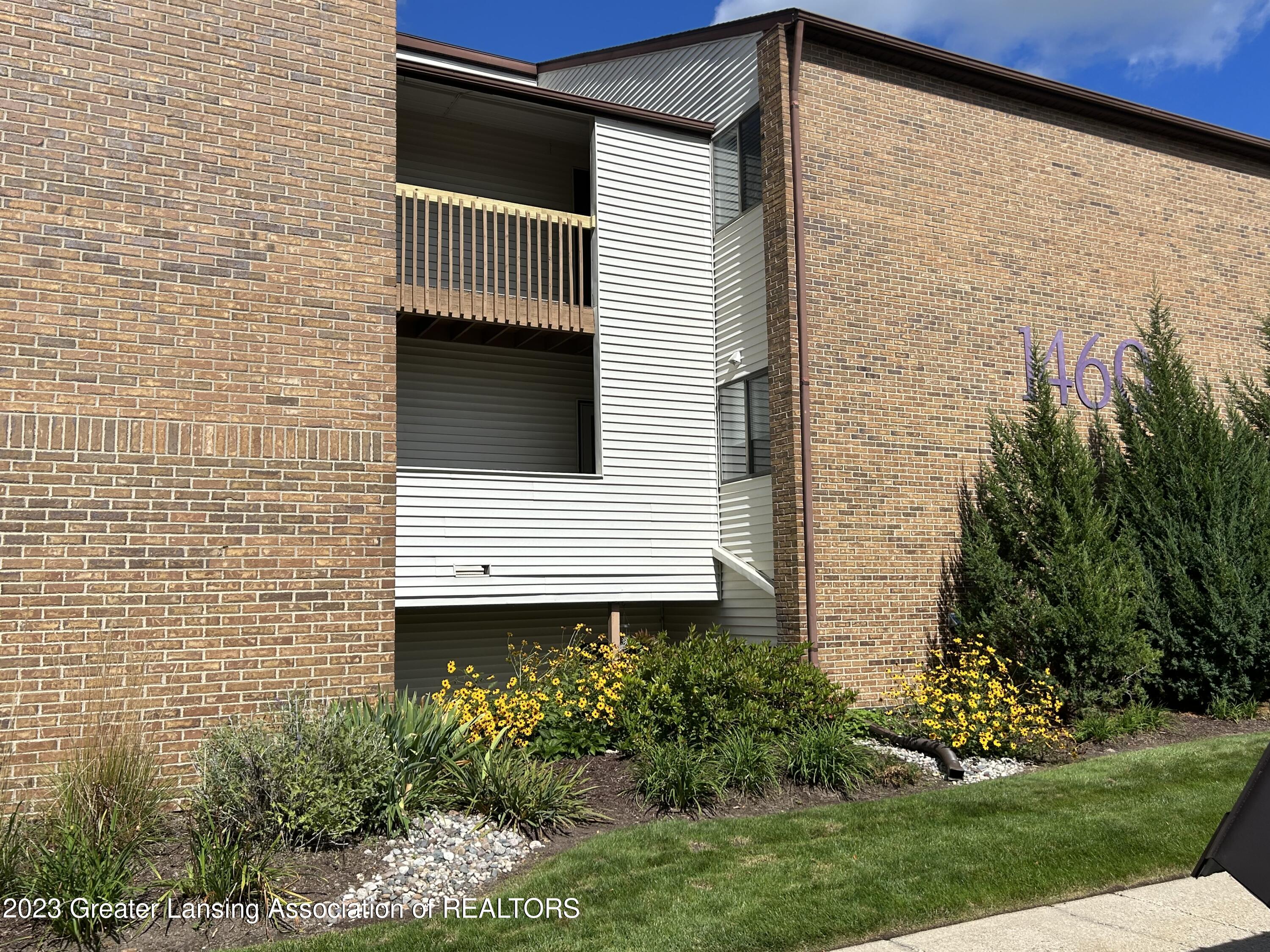 1460 E Pond Drive, 31