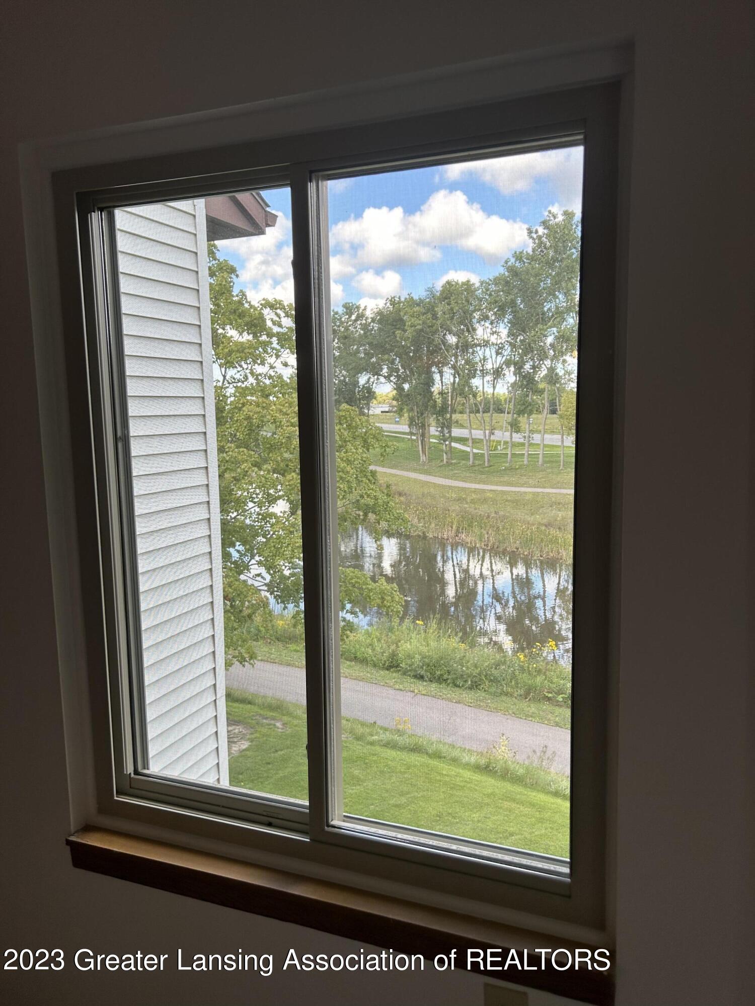 1460 E Pond Drive, 31