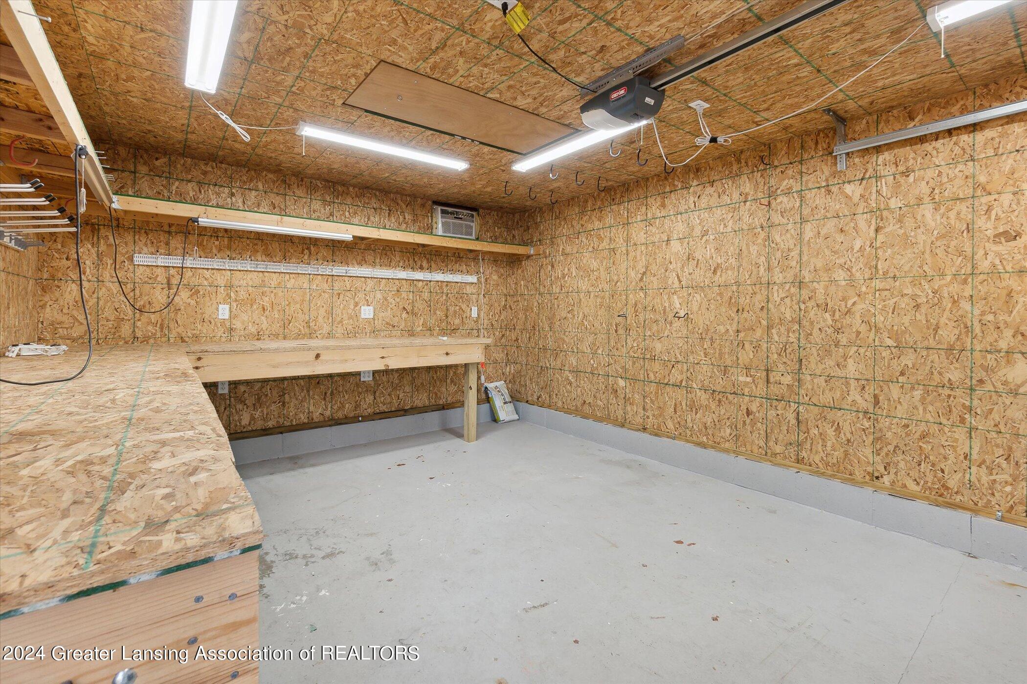 938 Evergreen Avenue