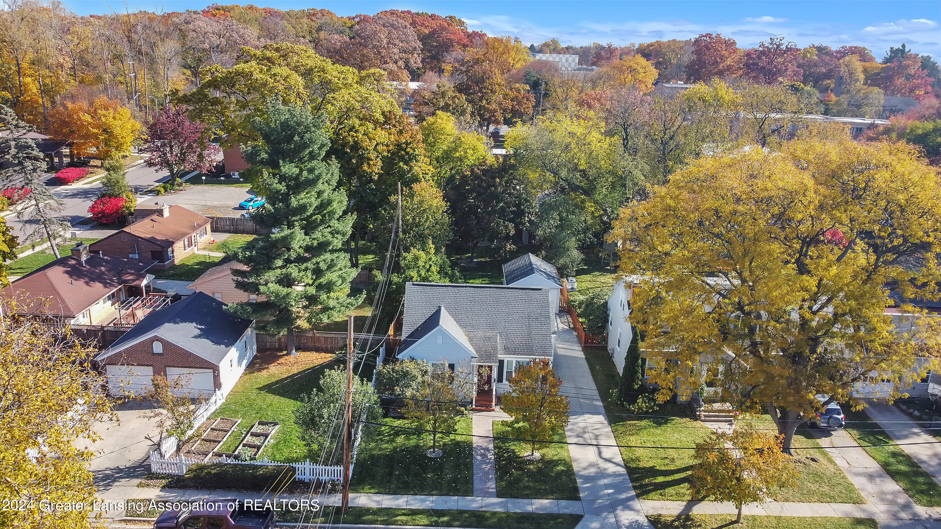 938 Evergreen Avenue