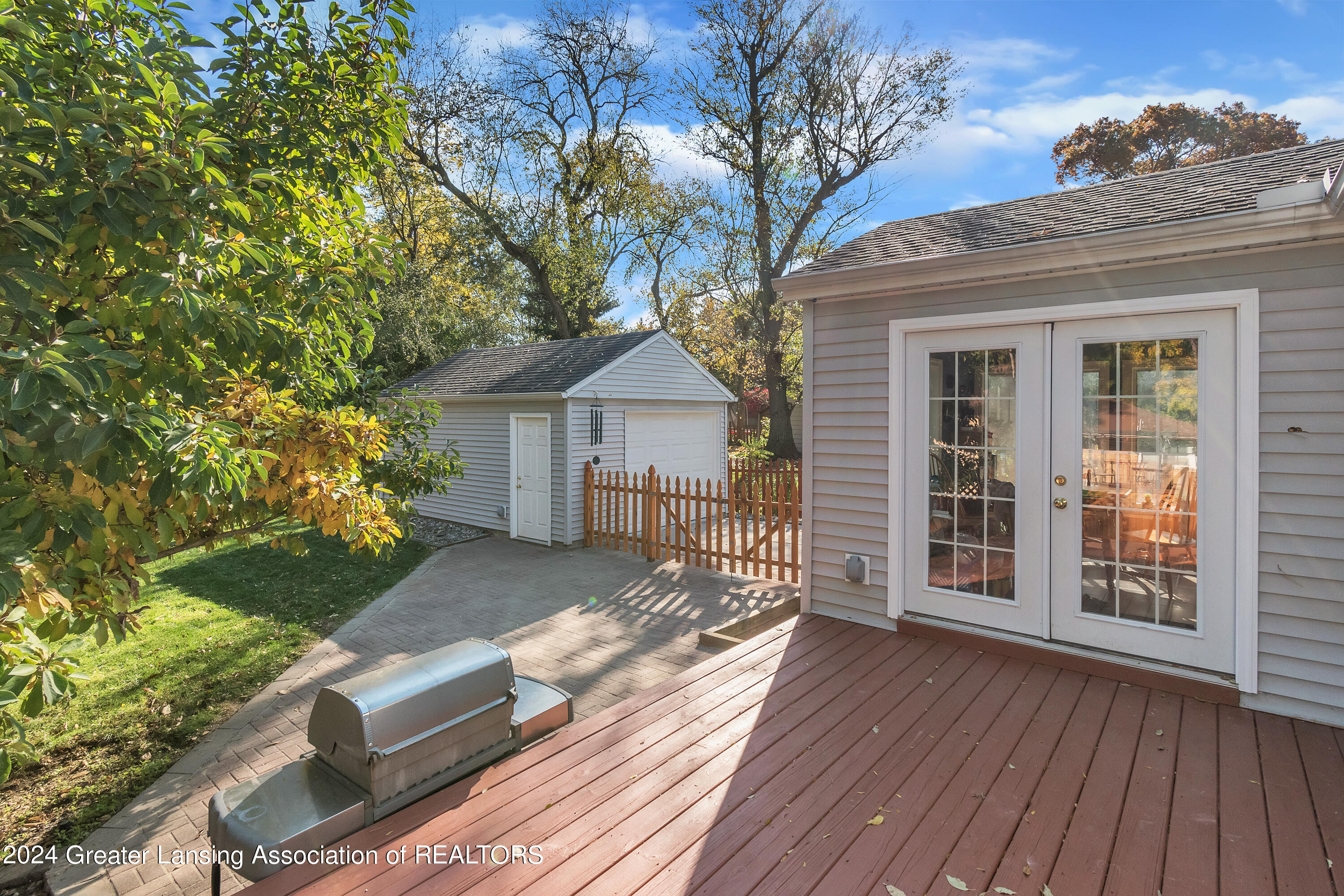 938 Evergreen Avenue