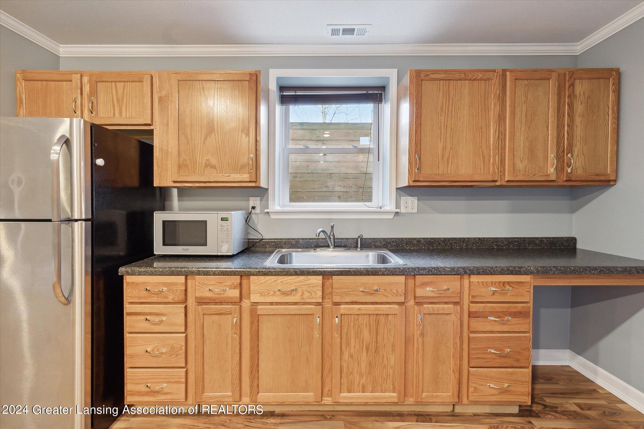 938 Evergreen Avenue