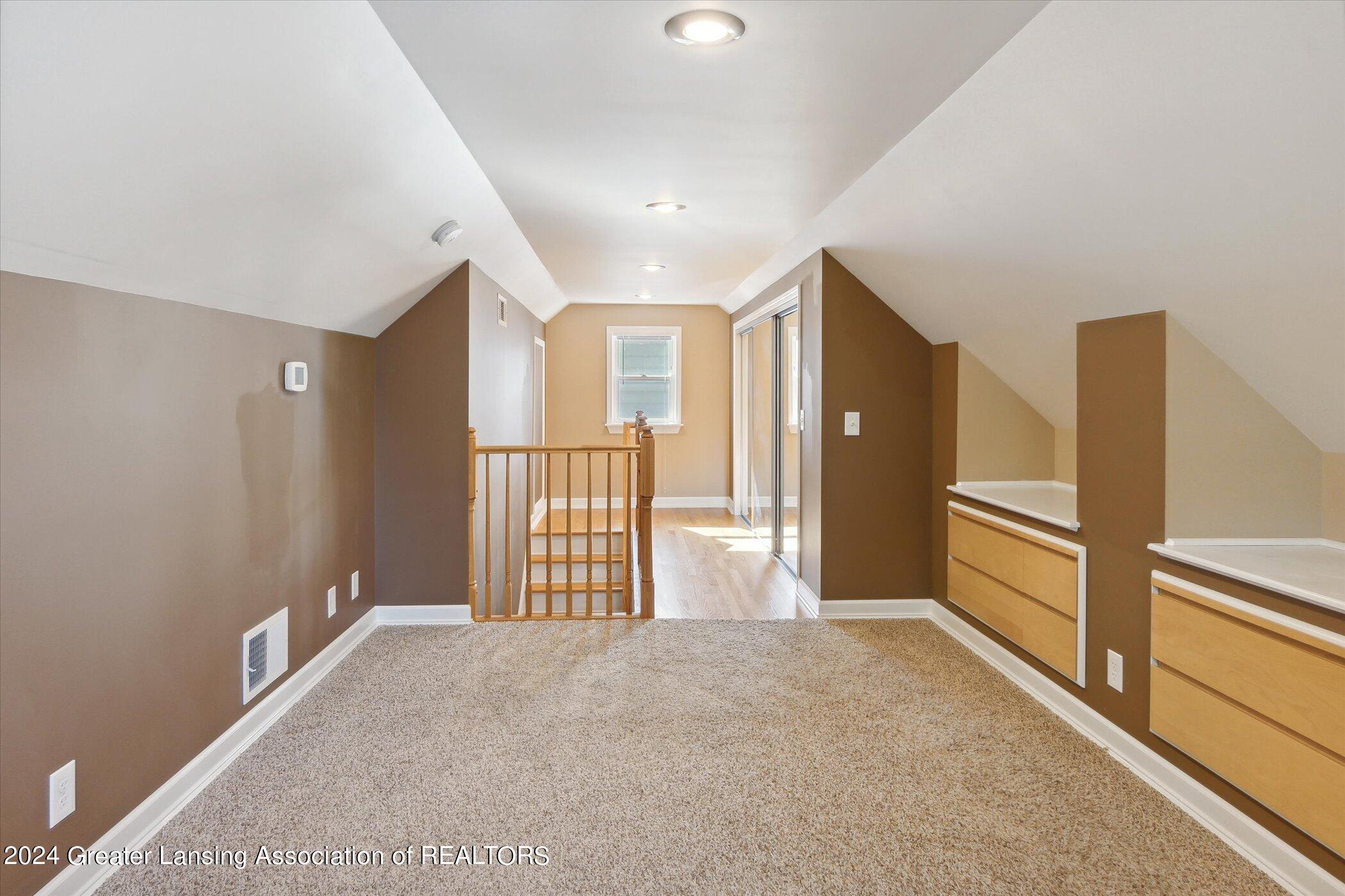 938 Evergreen Avenue